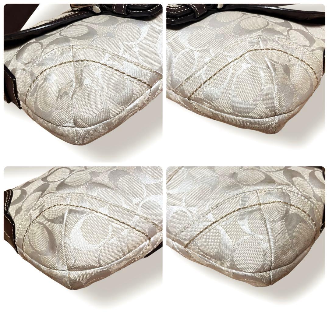 希少美品✨COACH ワンショルダー ソーホー シグネチャー 白　バッグ