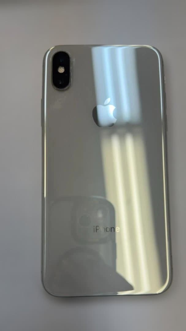 Apple iPhone X 又はXS　シルバー 本体　ジャンク品