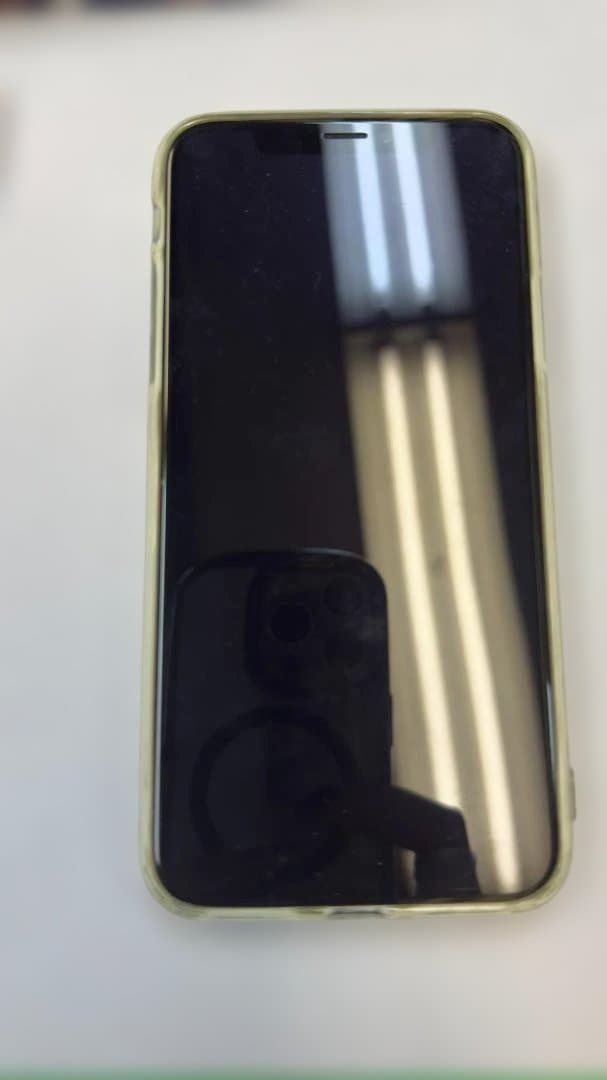 Apple iPhone X 又はXS　シルバー 本体　ジャンク品