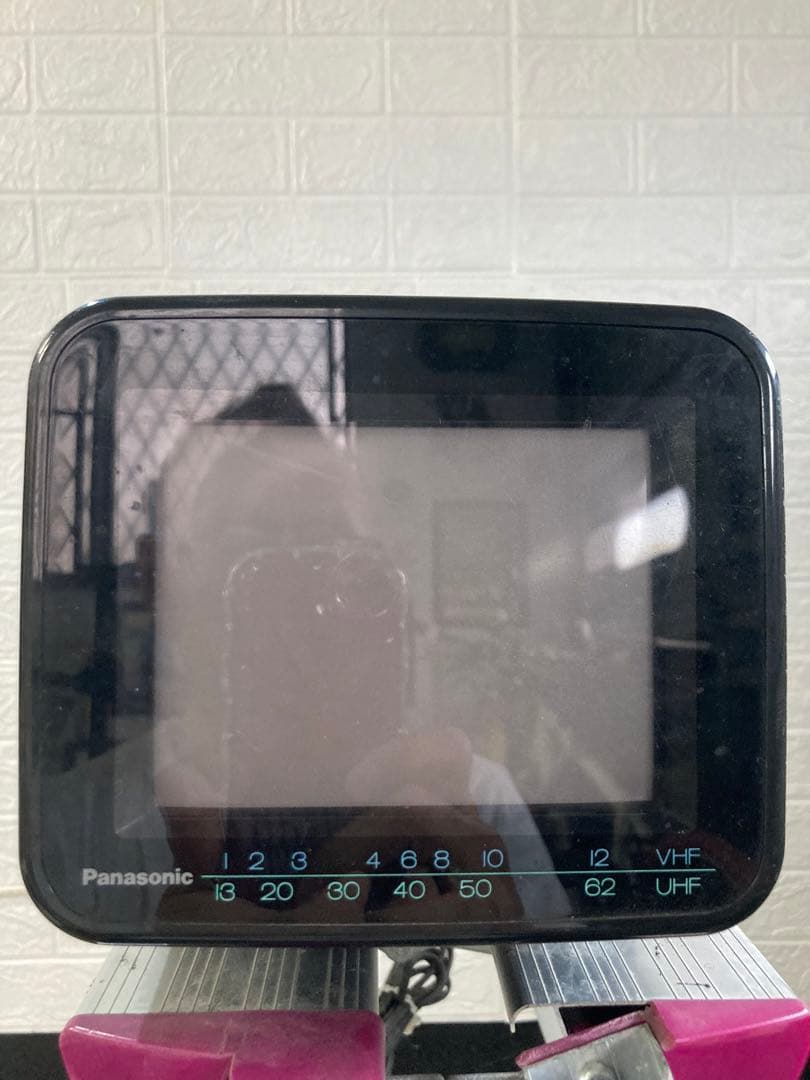 Panasonic Action 6 小型テレビ