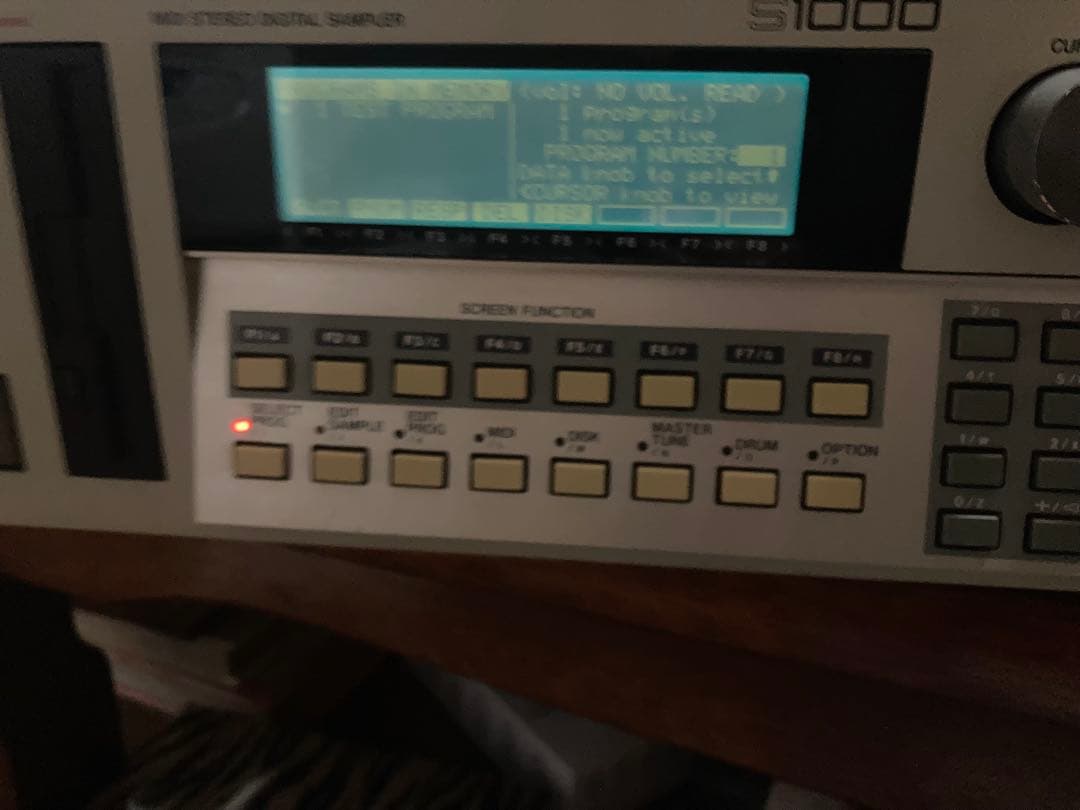 AKAI S1000 メンテ済み