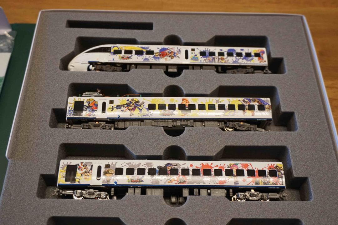 KATO 885系 「スプラトゥーン3」ラッピング仕様 ＳＭ-6編成 6両セット
