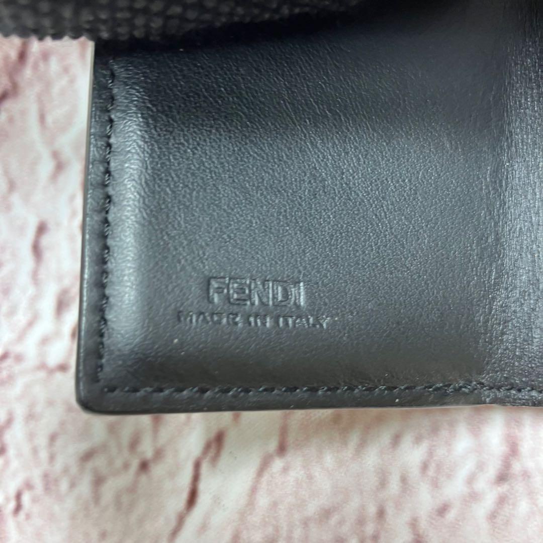 美品✨FENDIモンスター バグズアイ 三つ折り財布 ブラック 本革 レザー