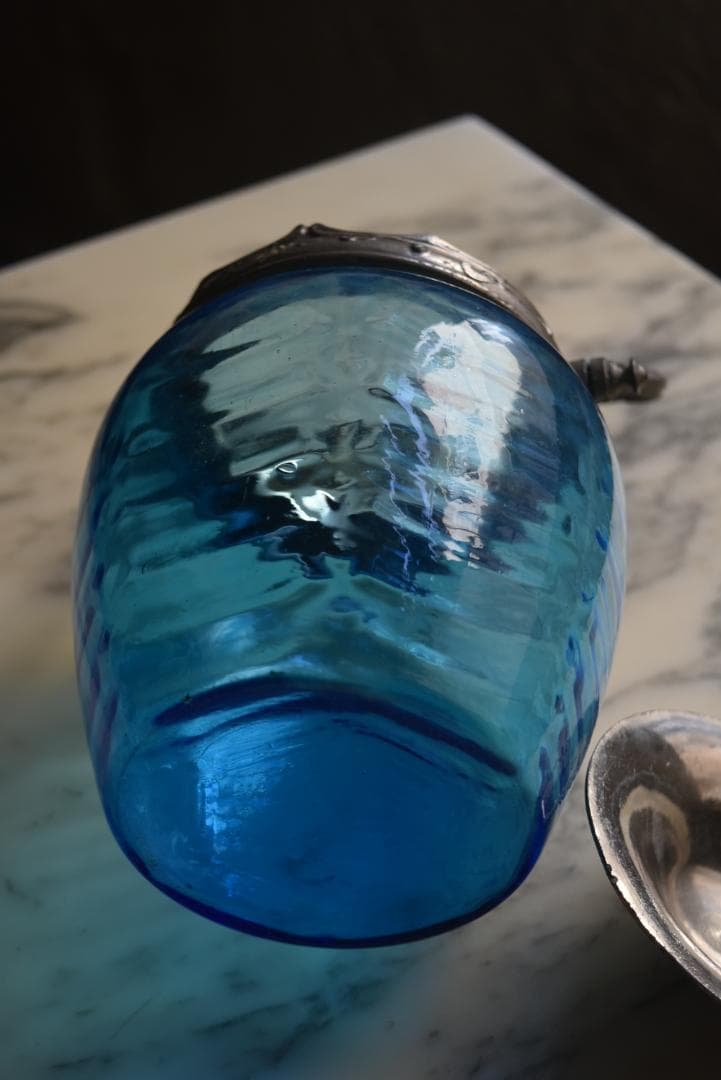 訳有　フランスアンティーク 青いガラスのボンボ二エール・ビスケットジャー