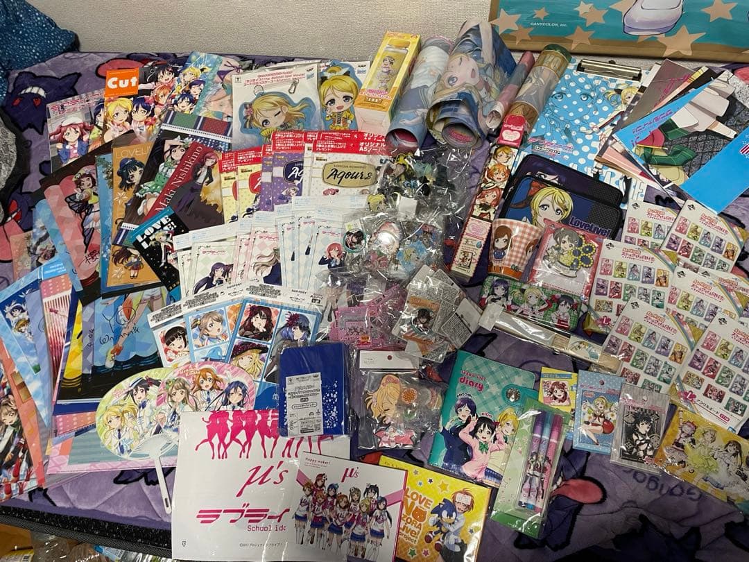 ラブライブ ラブライブサンシャイン 虹ヶ咲学園 グッズ