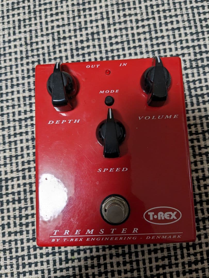 ギター t-rex tremster