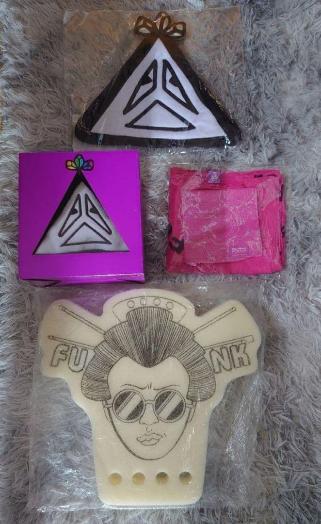 ENDRECHERI(堂本剛)グッズ 64点セット