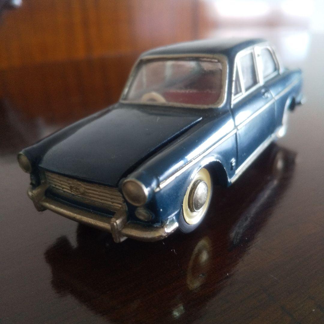 大盛屋 ダイハツ コンパーノベルリーナ ミニカー