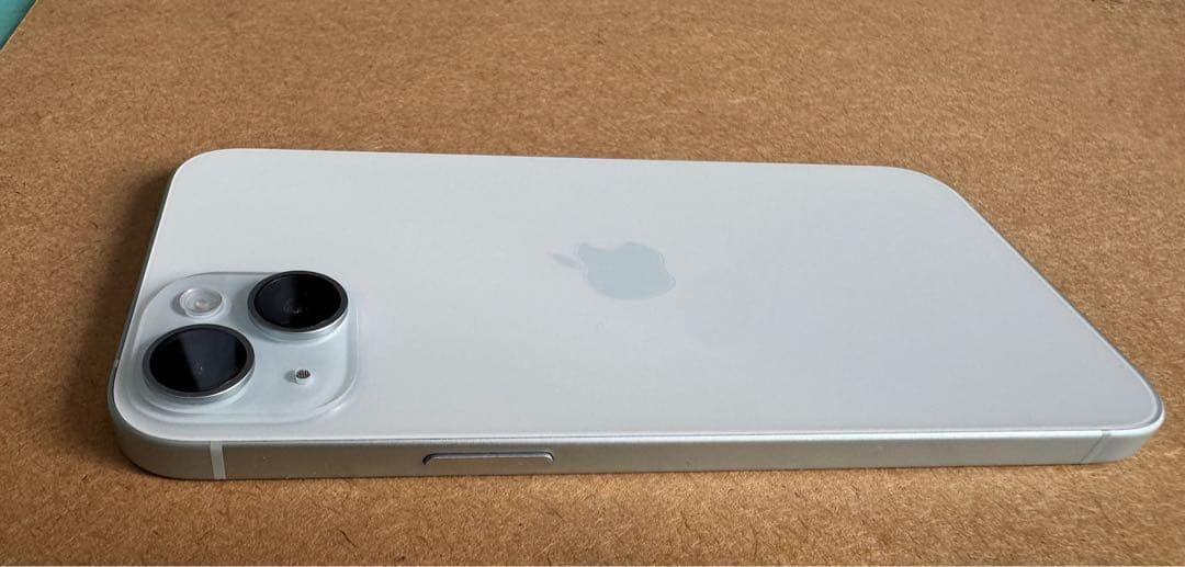 美品★Apple iPhone 15 Plus ブルー 128GB ★シムフリー