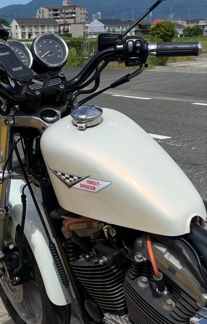 モンツァスタイル ガソリンキャップ フューエルキャップ ハーレー トライアンフ