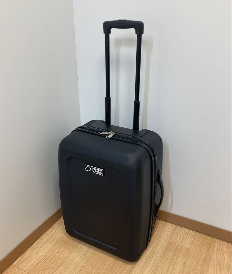 mountain buggy 子供が乗れるキャリーバッグ