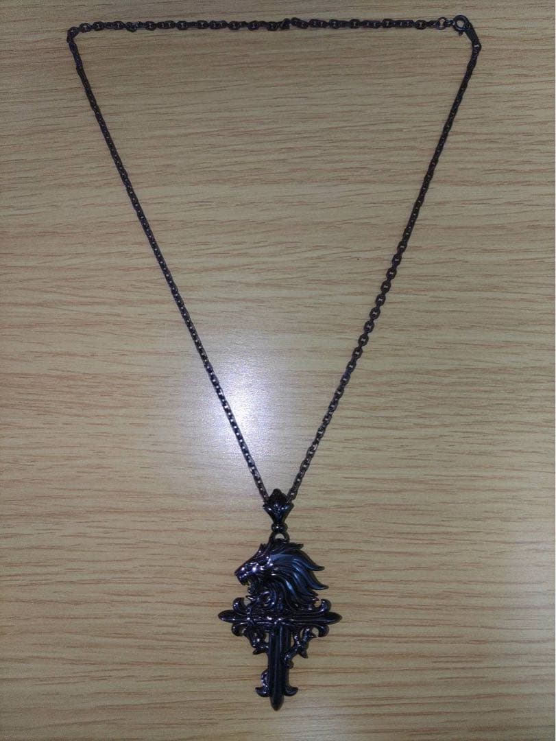 FF8 ブラックシルバーペンダント スコール
