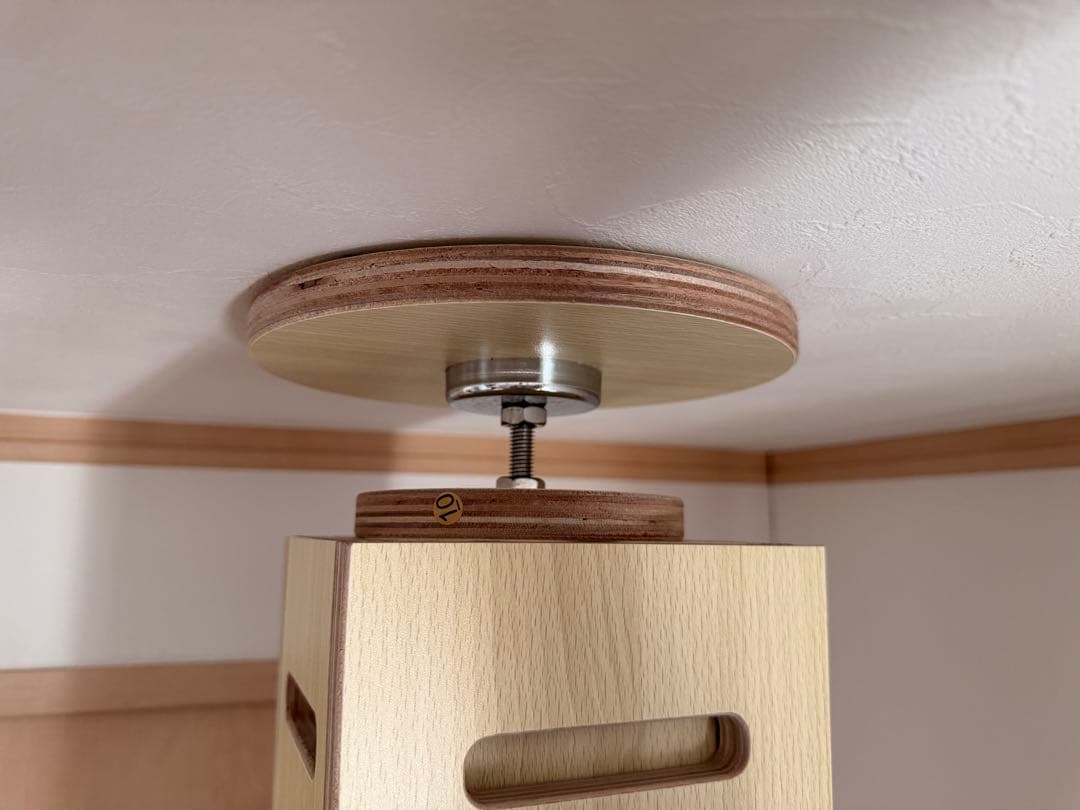 突っ張り型 キャットツリー トーテム TOTEM