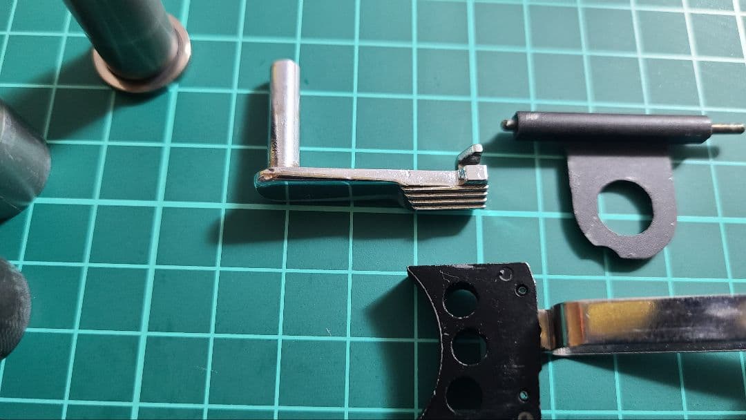 東京マルイガバメント　パーツ