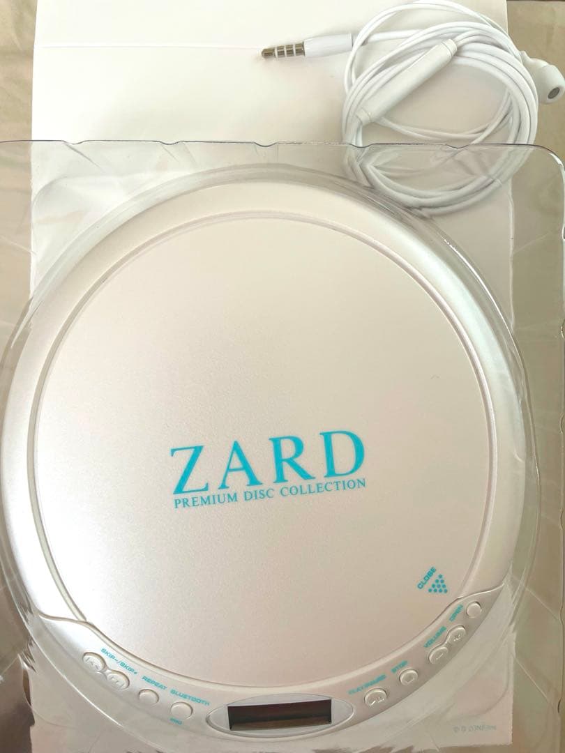 ZARD PREMIUM DISC COLLECTION 携帯用CDプレーヤー