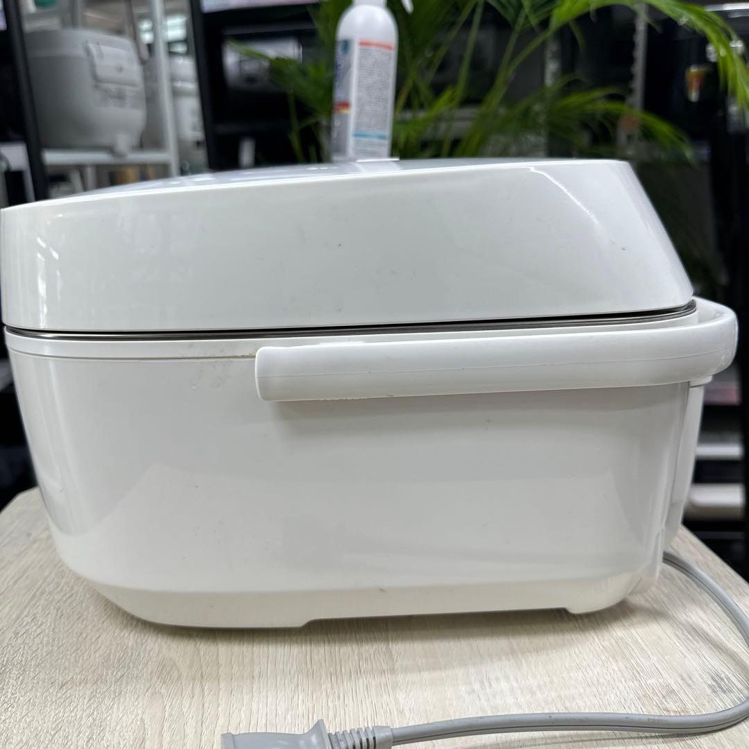 【Panasonic/IH炊飯器 SR-UNX101】白　家電　パナソニック