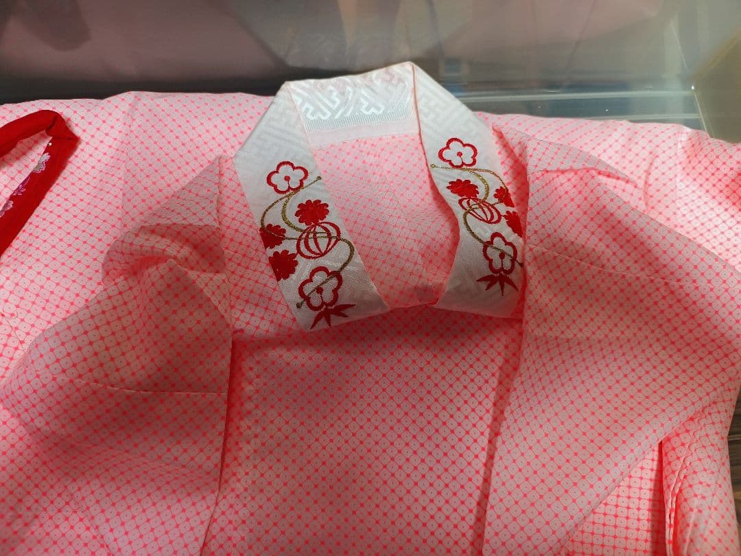 ぽ*す様 七五三 伝統的な着物 黒と赤の花柄　7歳