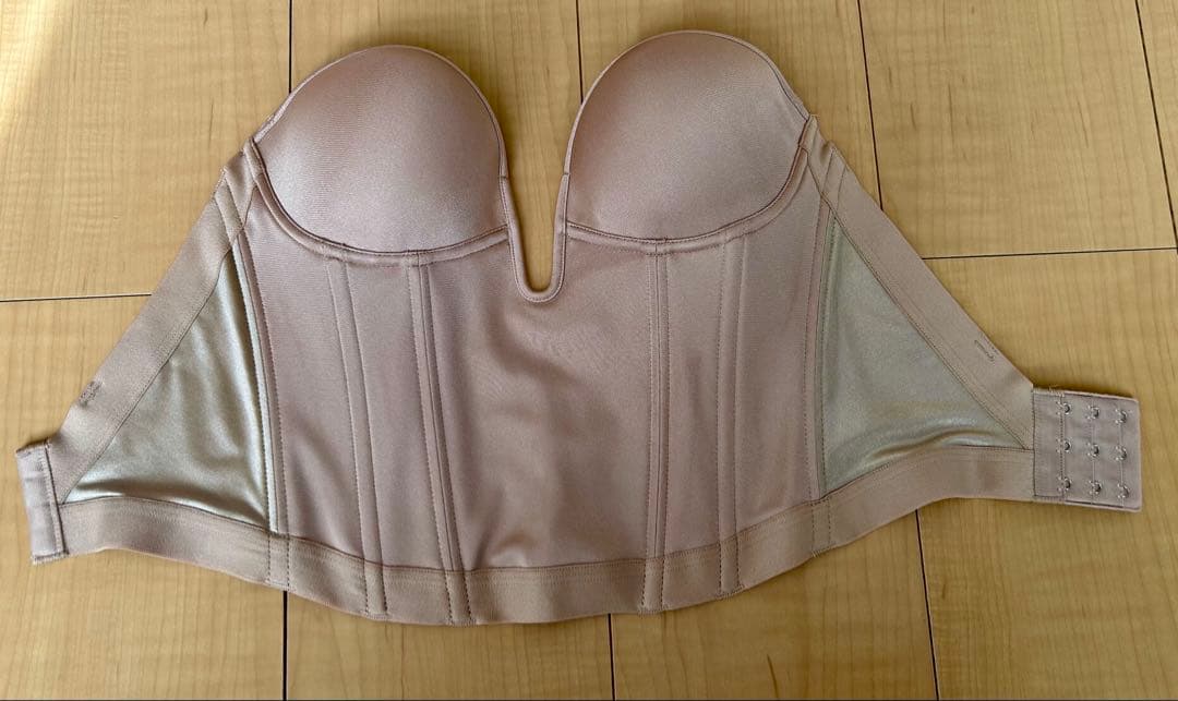 【美品】ラ・ビーナ ビスチェ　E70 セモアブライダルインナー