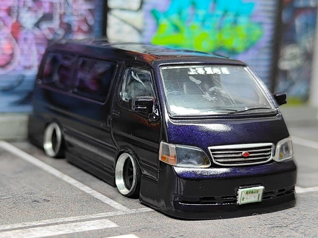 トミカ改造 トヨタ ハイエース 100系 フルエアロ トミカリミテッド