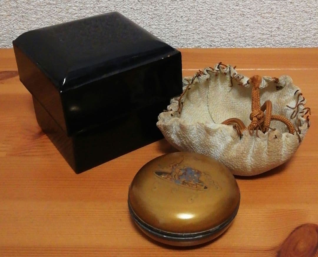 時代　蒔絵　植木　香合　漆箱　仕服付　茶道具