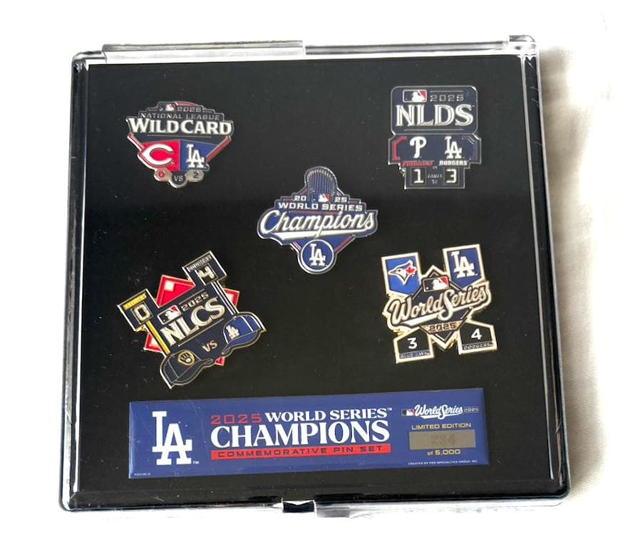 [5000個限定]2025 ドジャース世界一記念 ピンバッジ 5点セットケース付