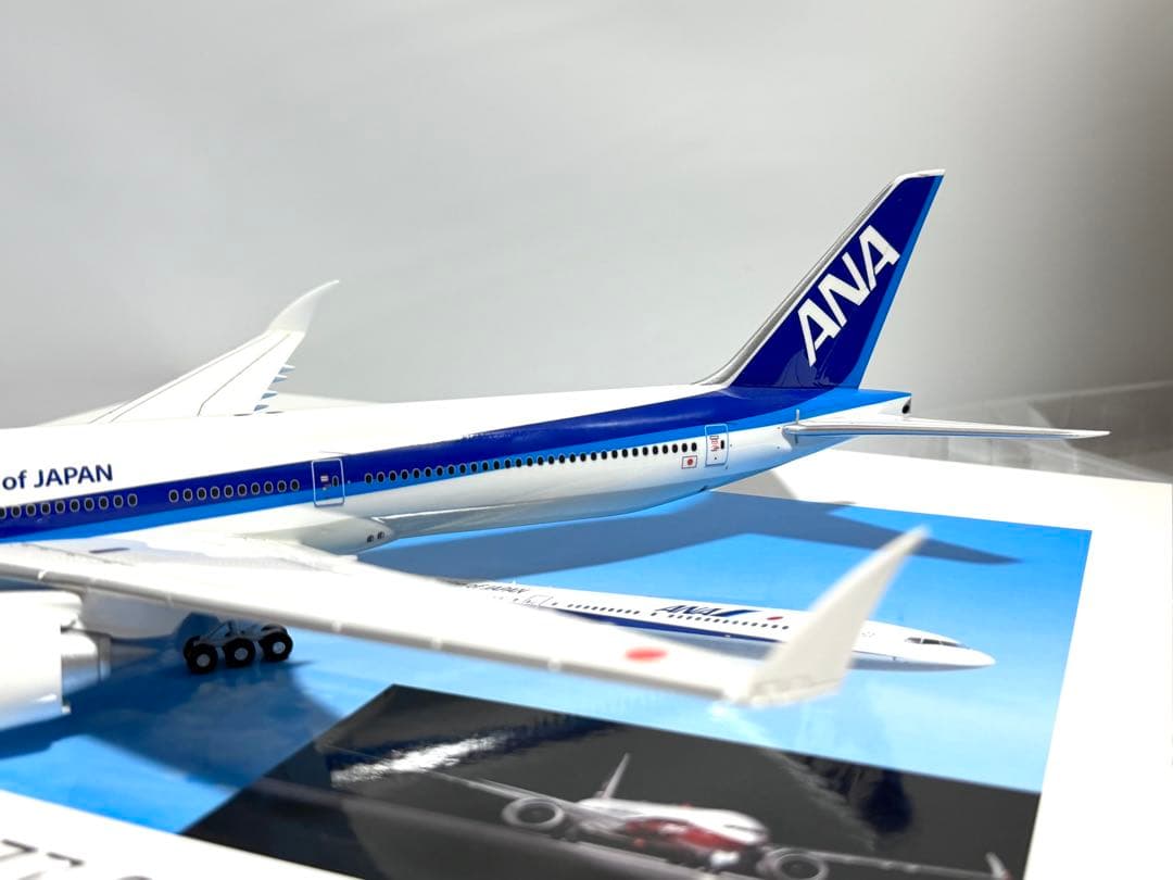 全日空商事 1/200 B777-9 ANA 地上姿勢 NH20160