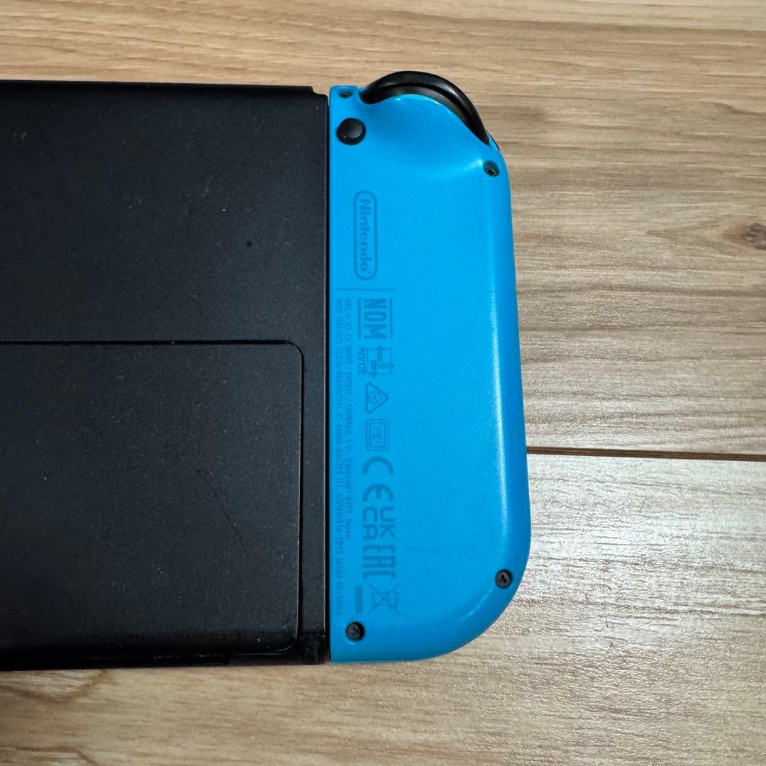 Nintendo Switch 本体　ケース付き