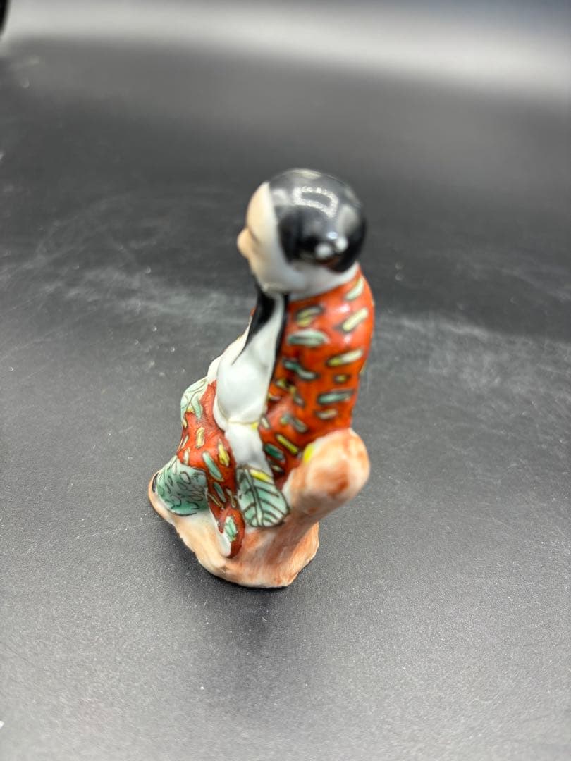 中国美術 古玩 色絵陶人形 陶器人形 高さ約9cm 置物 オブジェ 古董品