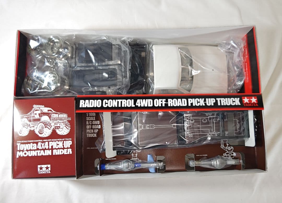 タミヤ　トヨタハイラックスマウンテンライダー 限定品　※未組立超美品！！