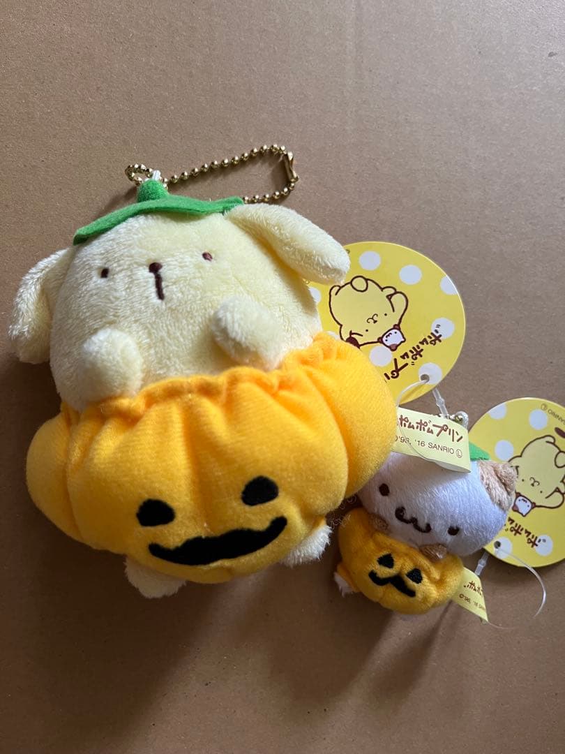 y*u様 ポムポムプリン マフィン　カフェ　ハロウィン　マスコット　カボチャ　タ