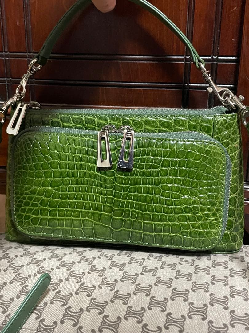 ブルー　ハンドバッグのみ