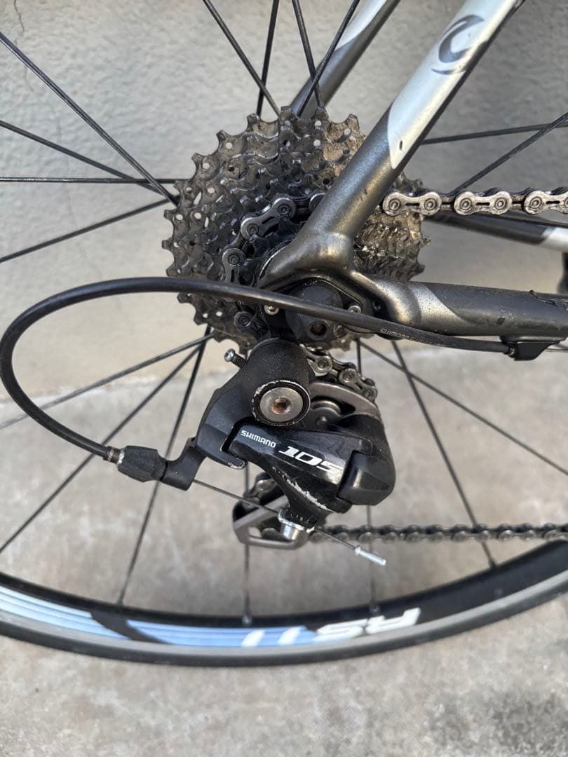 CANNONDALE CAAD10 キャノンデール　ロードバイク