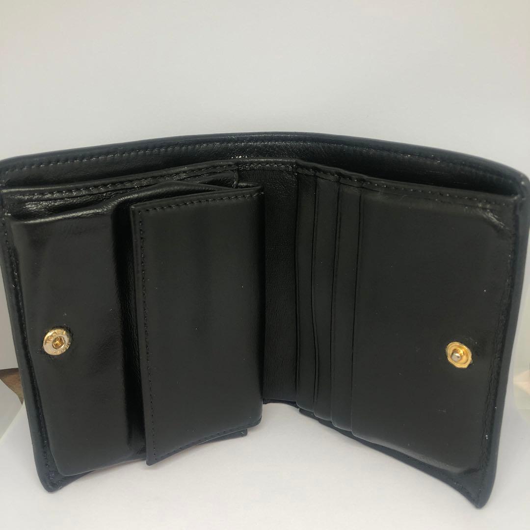 【値下げ⭕️】FENDI フェンディ エフイズ 二つ折り財布 ブラック