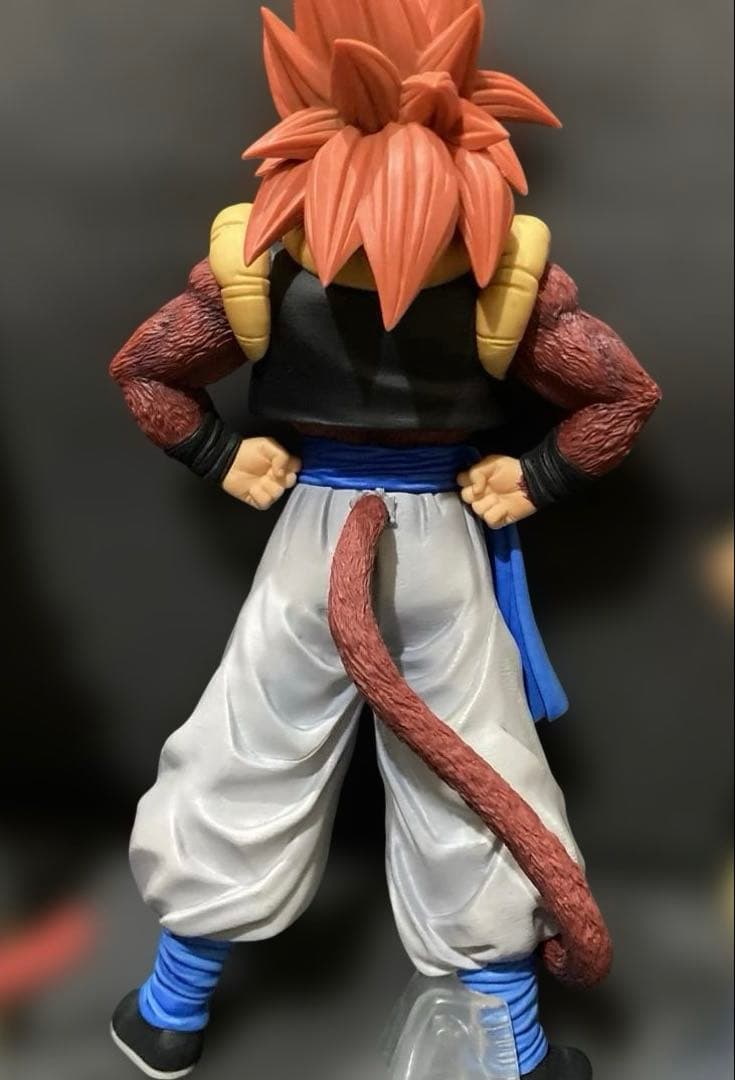 ドラゴンボールフィギュア　一番くじ　グレイテストサイヤン　超サイヤ人4