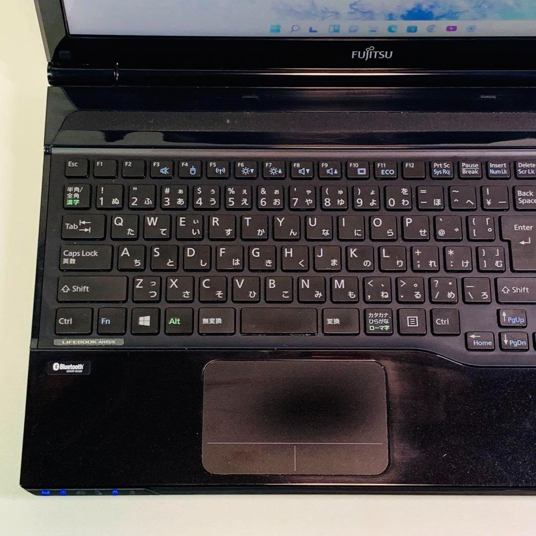 Core i3✨カメラ✨SSD✨オフィス✨Windows✨富士通✨ノートパソコン