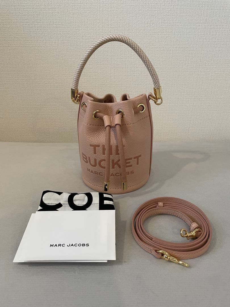 MARC JACOBS ザレザーバケットバッグ ミニ ローズ