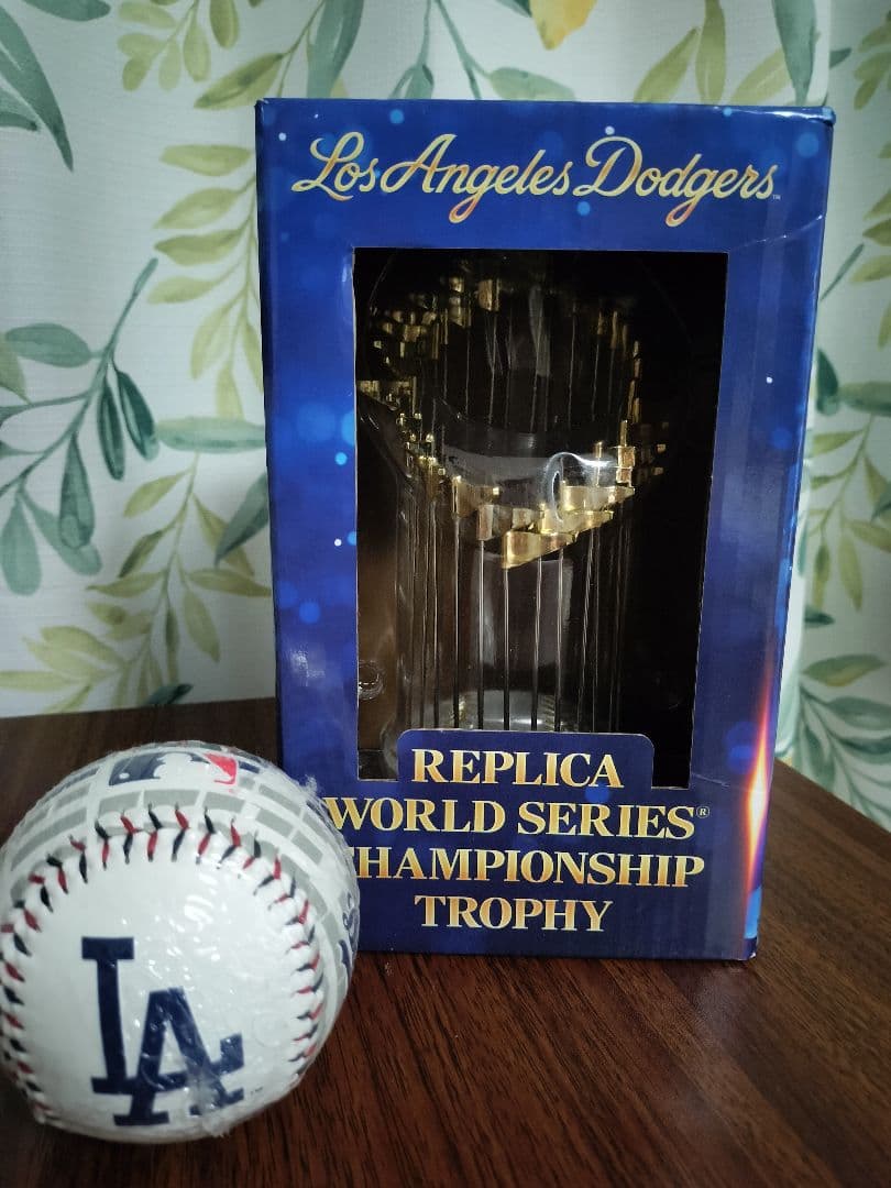 ロサンゼルス・ドジャース レプリカトロフィー