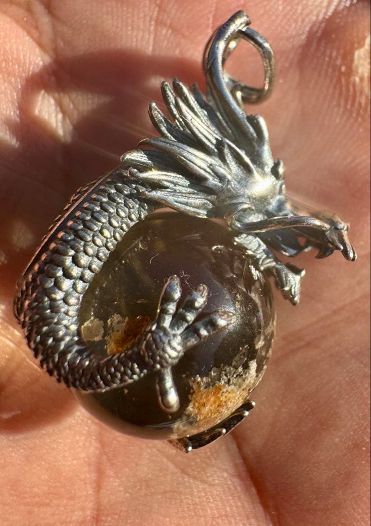 透明感たっぷりのガーデンクウォーツのペンダントトップ　ご希望の方にチェーン無料