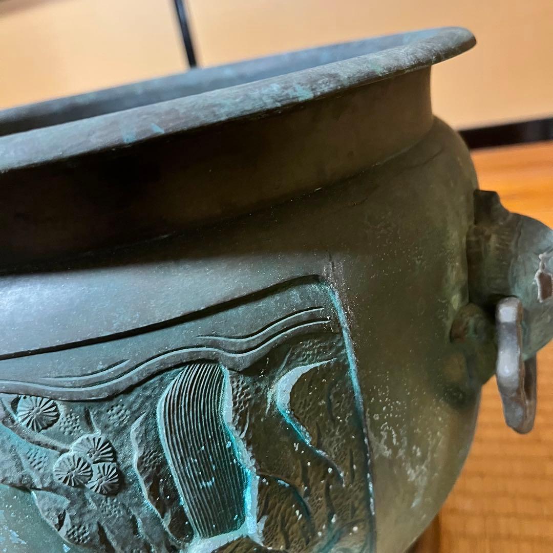 青銅　火鉢　持ち手に亀の装飾