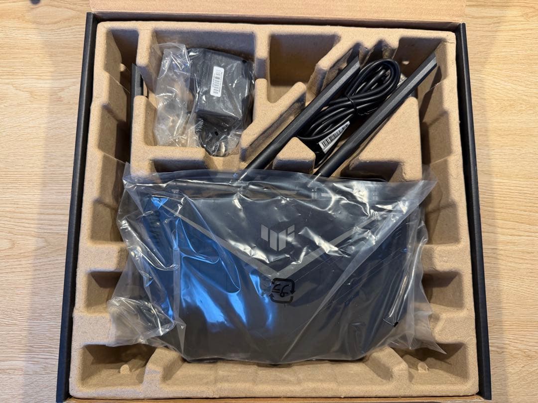 ASUS WiFi無線ルーター　TUF-AX5400