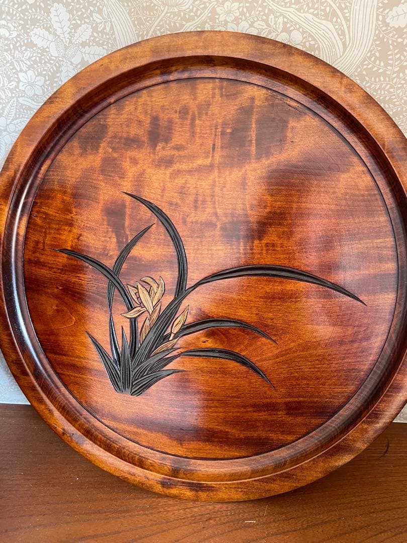未使用　漆器盆セット 御膳　手彫り花柄