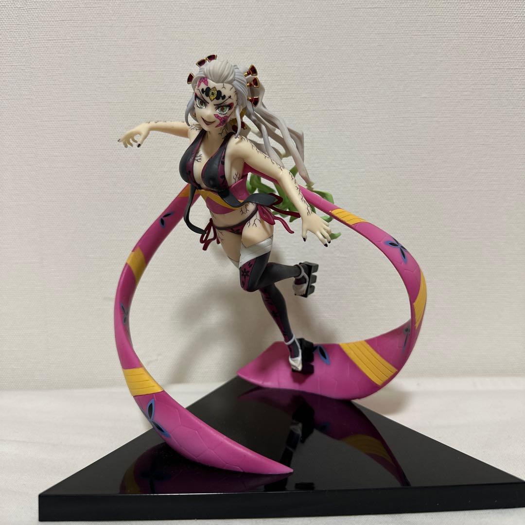 鬼滅の刃　堕姫(完全体) フィギュア