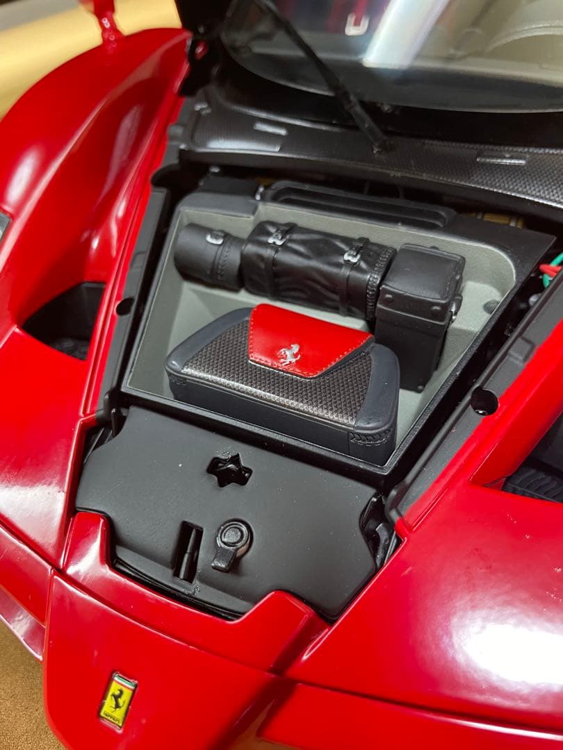 デアゴスティーニ　エンツォフェラーリ1/10スケールセット