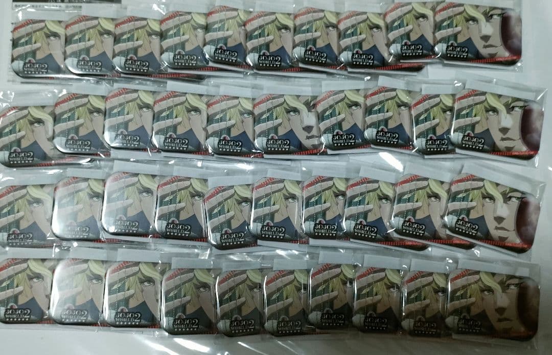 ジョジョの奇妙な冒険　ジョジョワールド　缶バッジ　シーザー