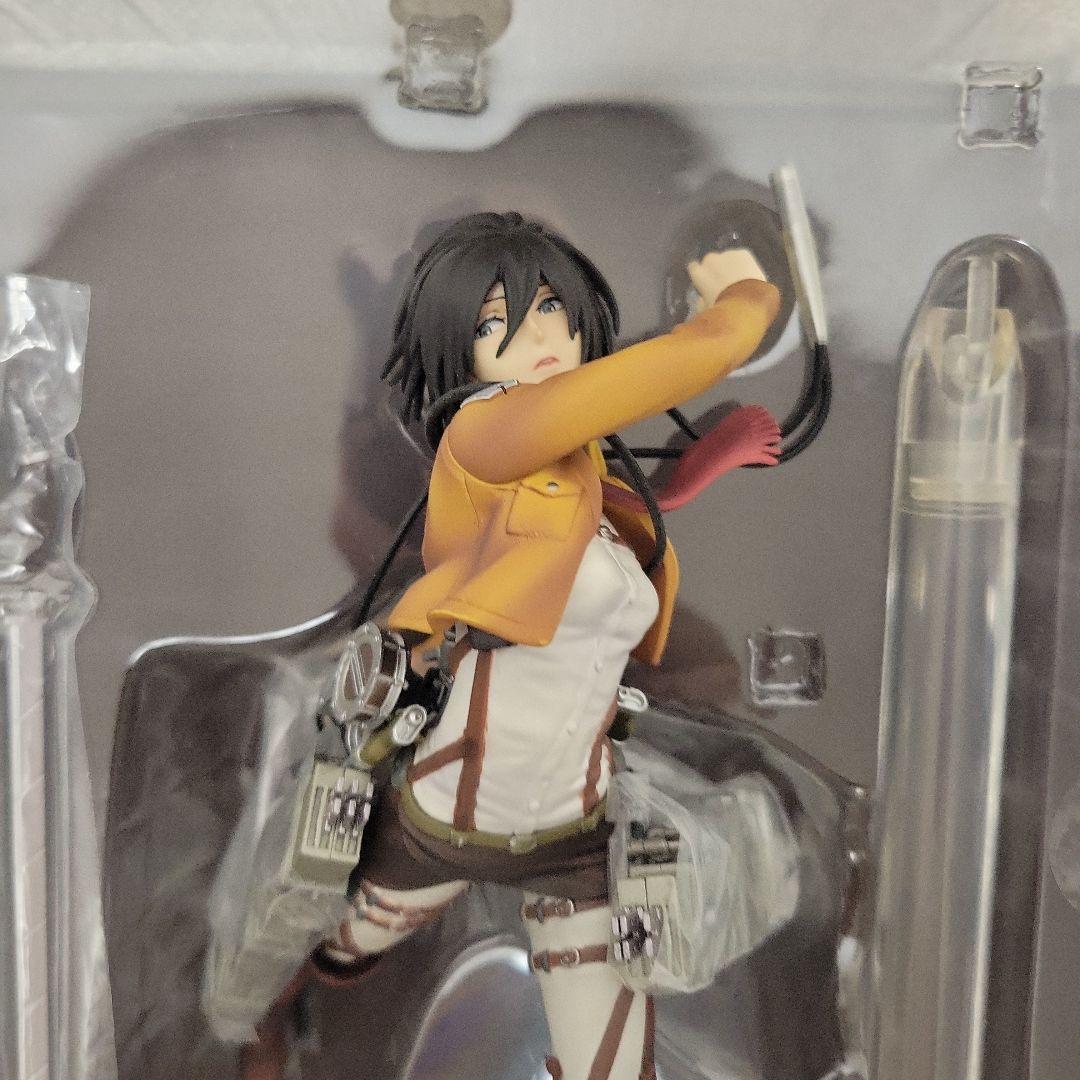 フィギュア　進撃の巨人 ミカサ