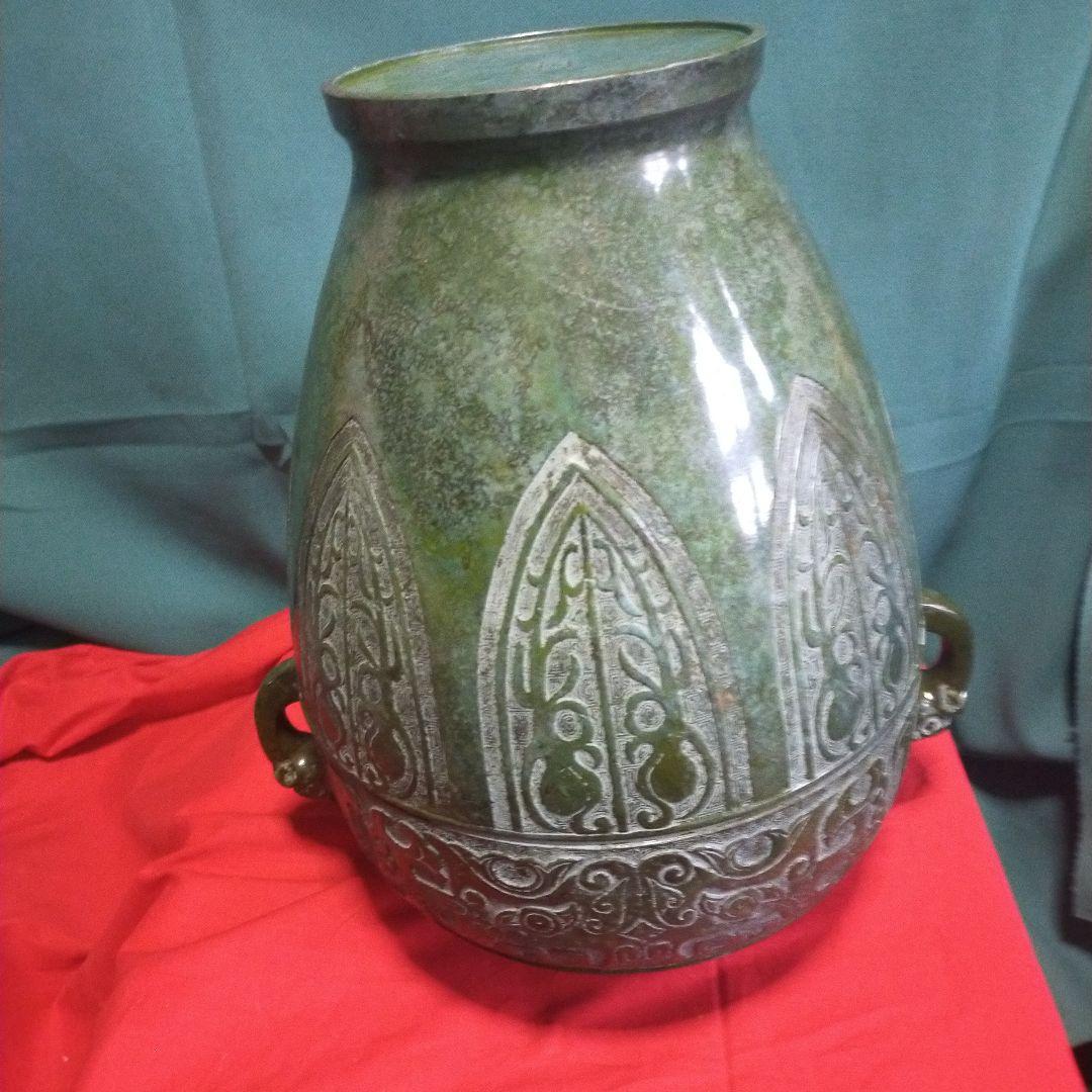 銅器の花瓶・飾り壺・彫刻
