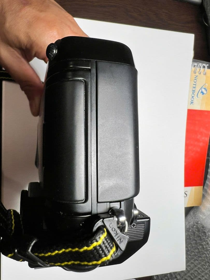 NikonF4 フィルム一眼レフカメラ ニッコール 28-200mm レンズ付き