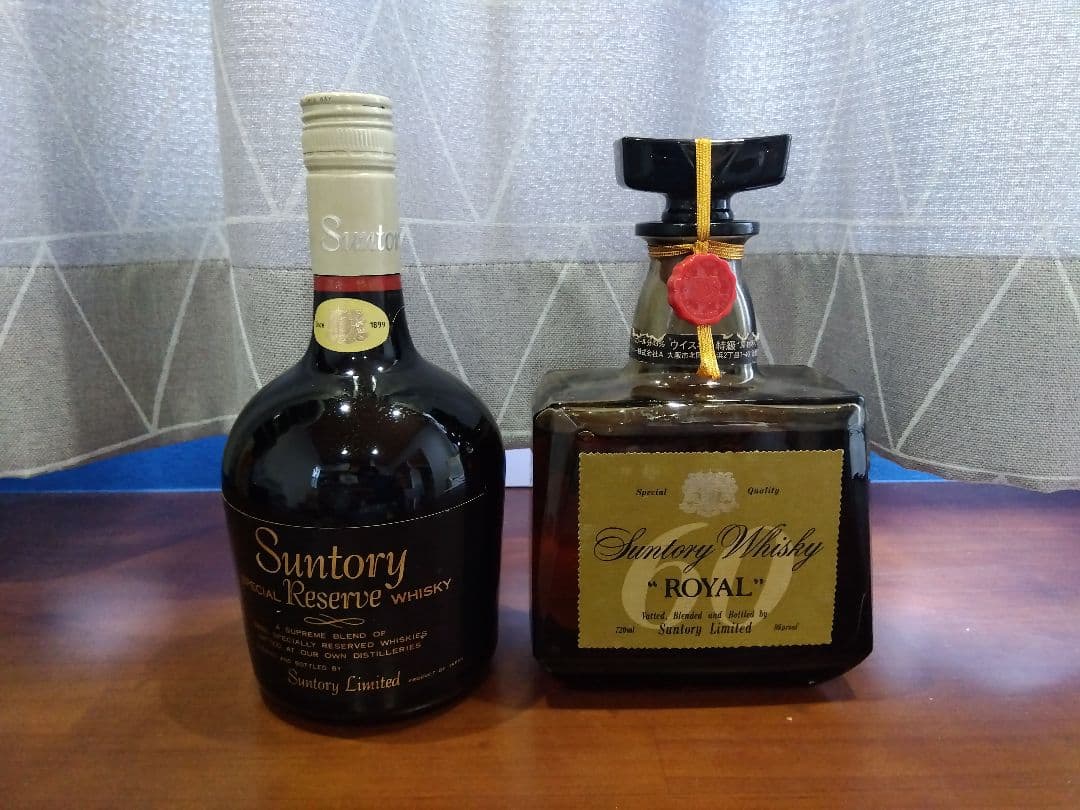 サントリー　ウイスキー　ローヤル　リザーブ　特級　古酒