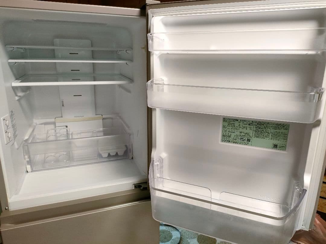 ●日立ノンフロン冷凍冷蔵庫R-27KV-1 　265L　2020年製