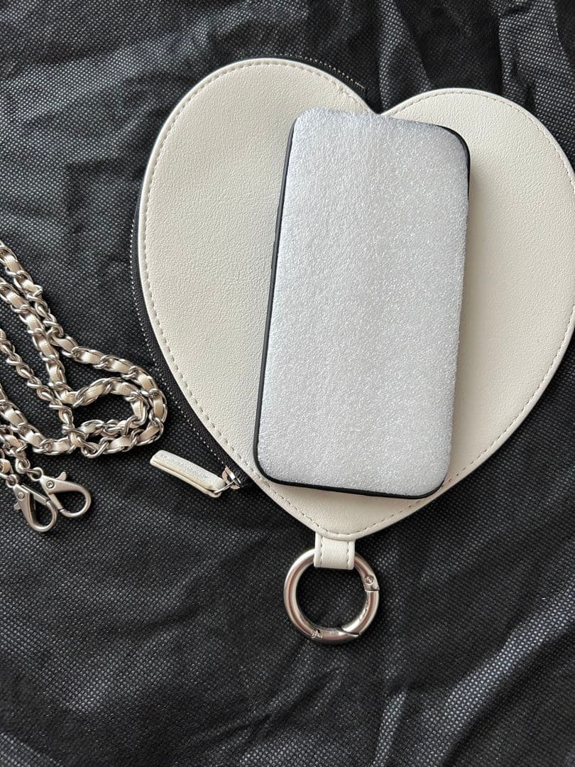 ajew dress HEARTCASE エジュー iPhoneケース 紐付き